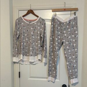 NWT Cuddl Duds Long Sleeve/Pants Grey Polar Bear Print Pajama Set Size Medium